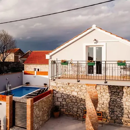 Tatil Evi La Felicita Gornji Zemunik