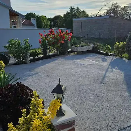 La Felicita * Gornji Zemunik